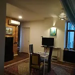 Art Illery Apartment