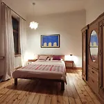 Artists Apartment Next To Gertrudes Church Inspired By Mexico