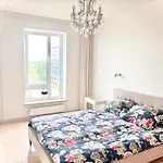 Skanstes Apartment Free Parking