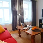 Two Bedroom Charismatic Apartment In The Old Town