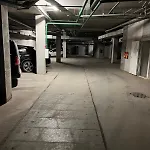 Cozy Apartmant In Old Town & Free Underground Parking