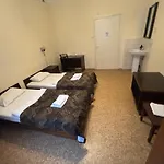 Hostel Viktorija With Private Rooms