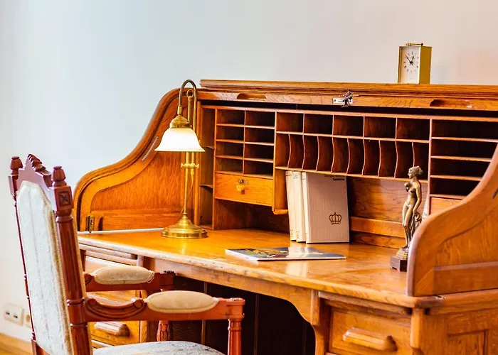Classic Style Apartment In The Center Of Riga