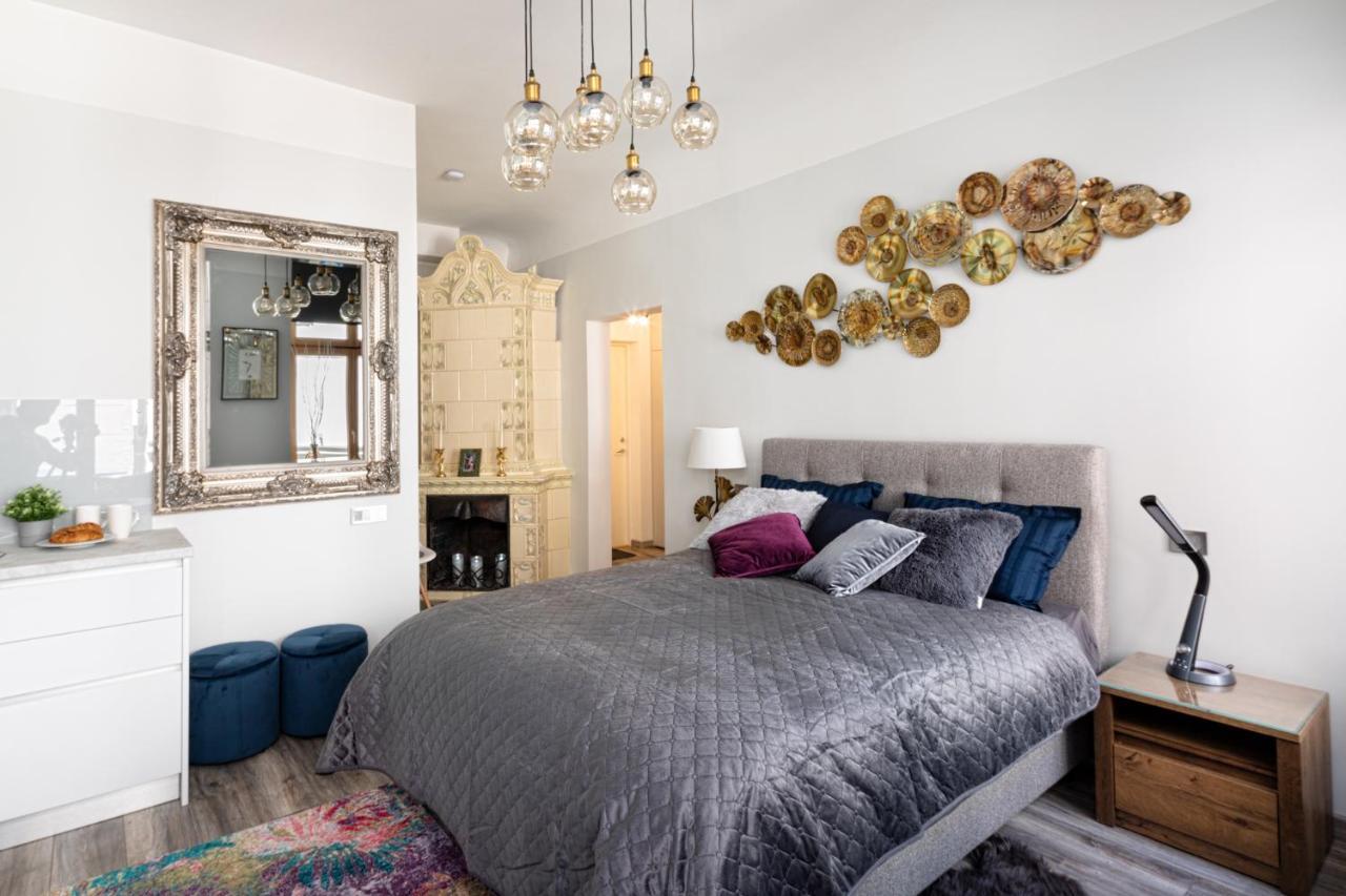 Art Design King Bed In Old Town Riga