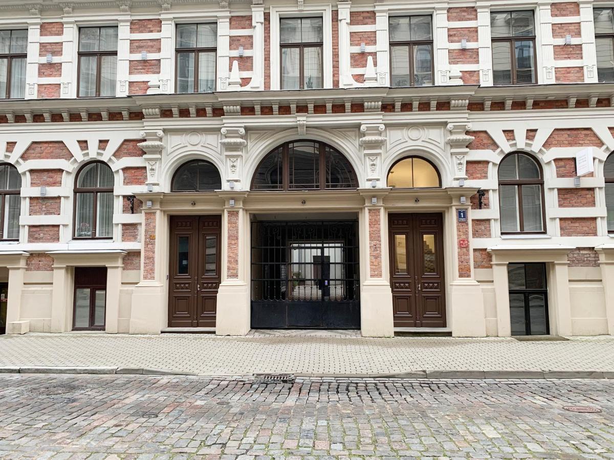 Ak * Riga