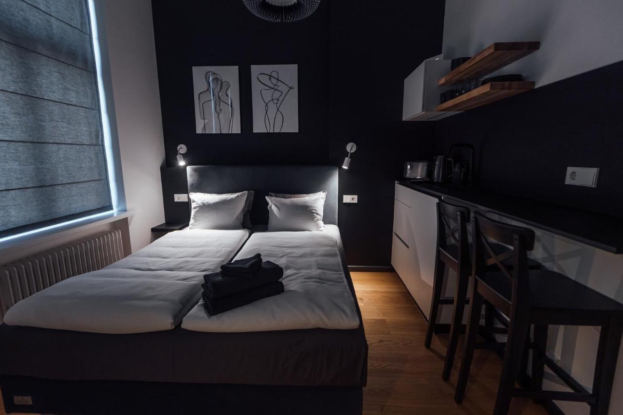 Apartment In Art Nouveau Building With Ac Location Near Old Town