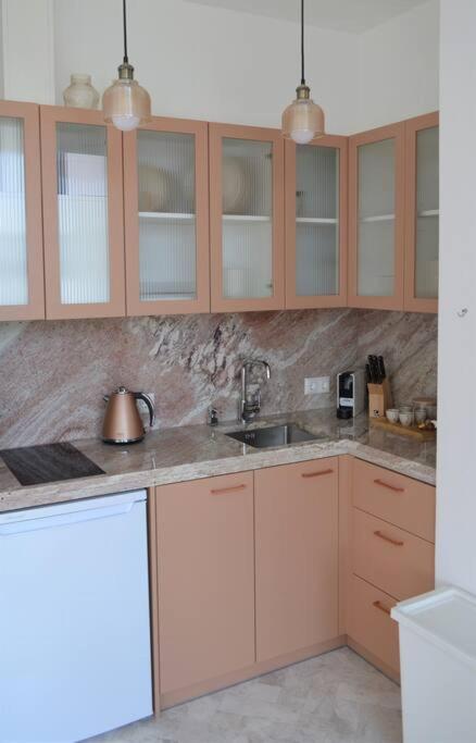 Luxury With A Balcony And View In Old Town * Riga