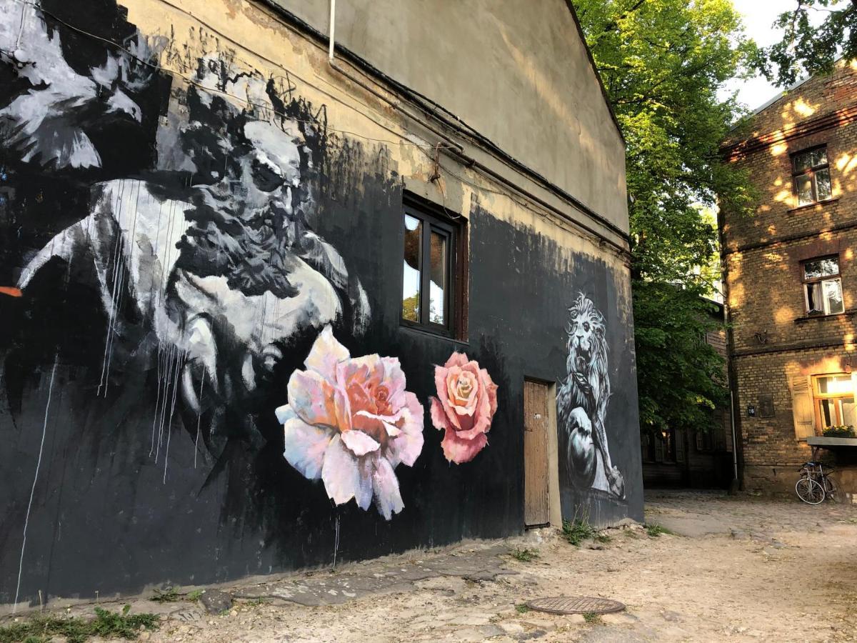Căn hộ Charming 1br With Bath In Quiet Center Of Riga