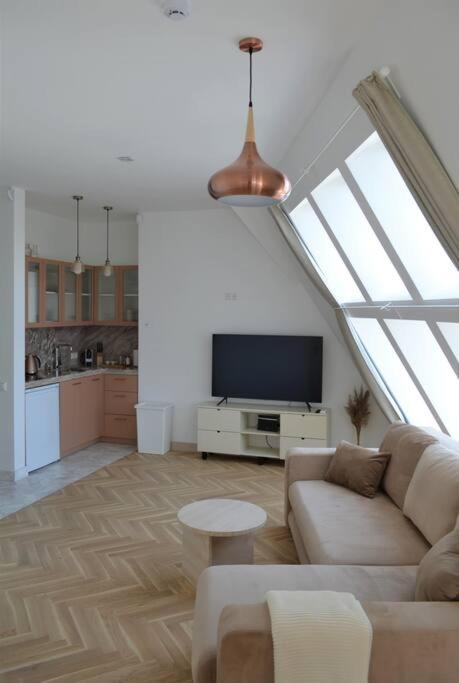 Butas Luxury With A Balcony And View In Old Town