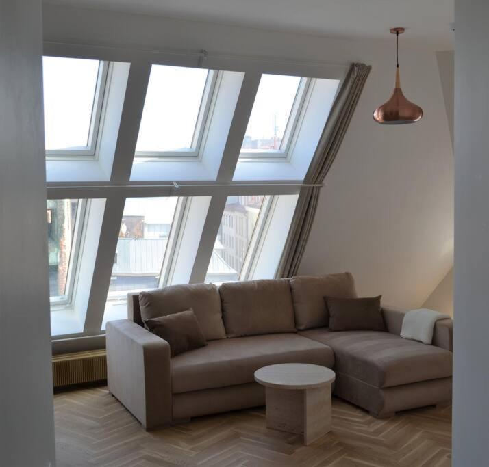 Luxury With A Balcony And View In Old Town