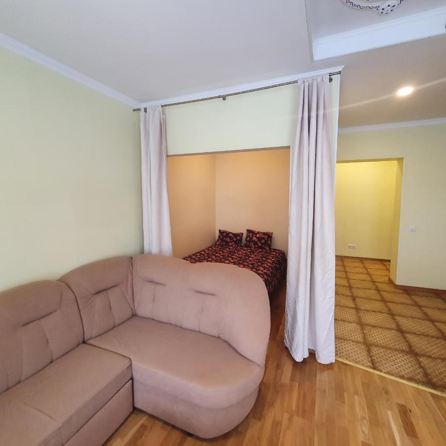 Hot Ernestines Iela 7-7 Enjoy The Feel Of And History! * Riga