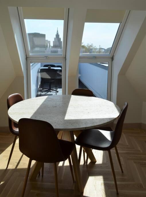 Butas Luxury With A Balcony And View In Old Town *