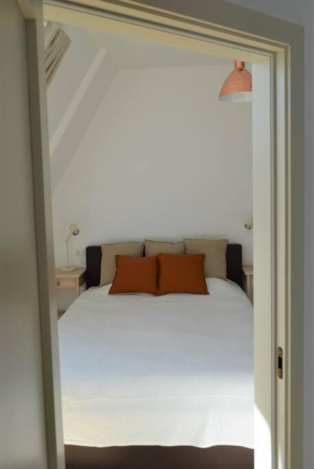 Luxury With A Balcony And View In Old Town *
