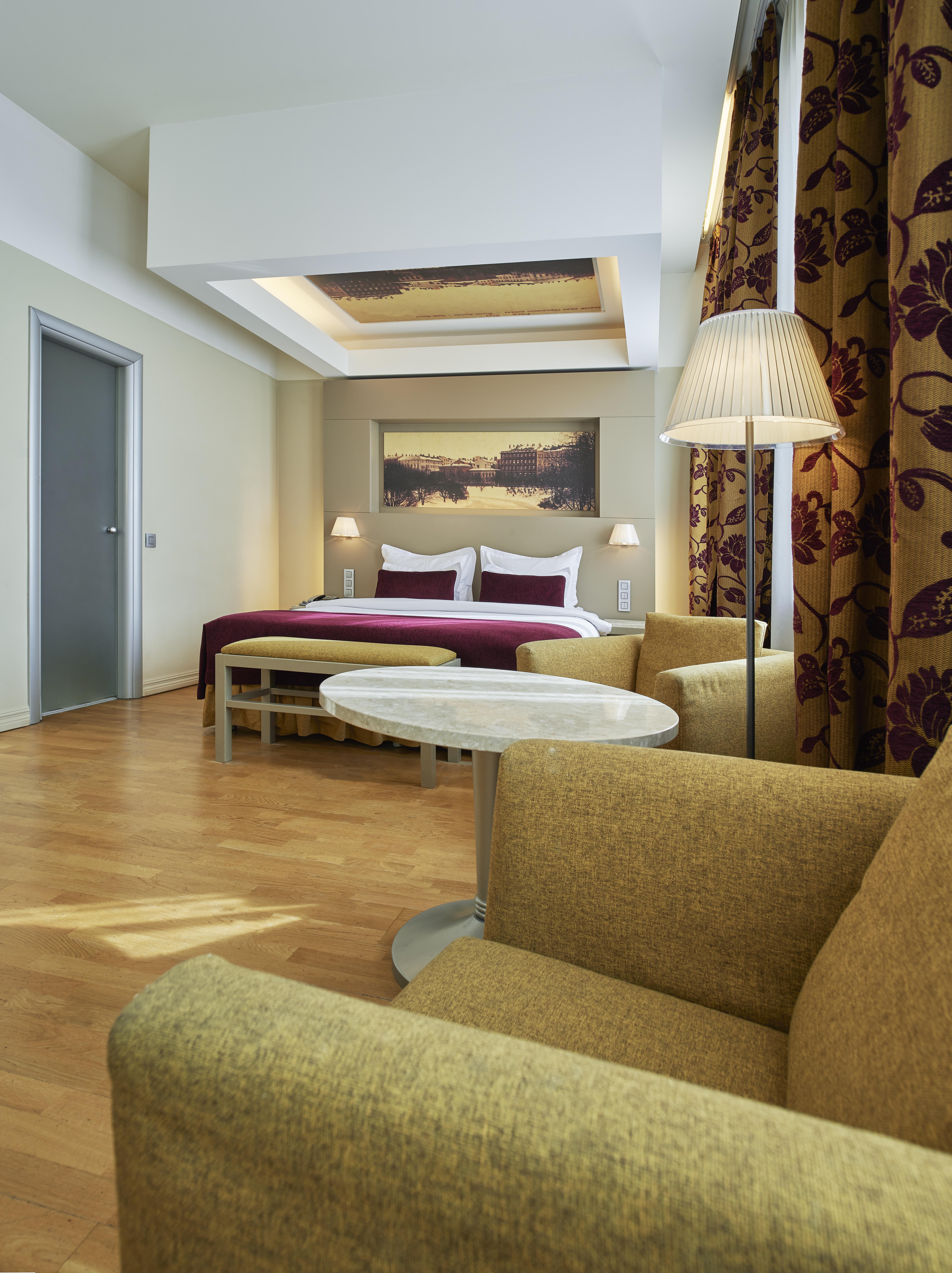 Opera Hotell