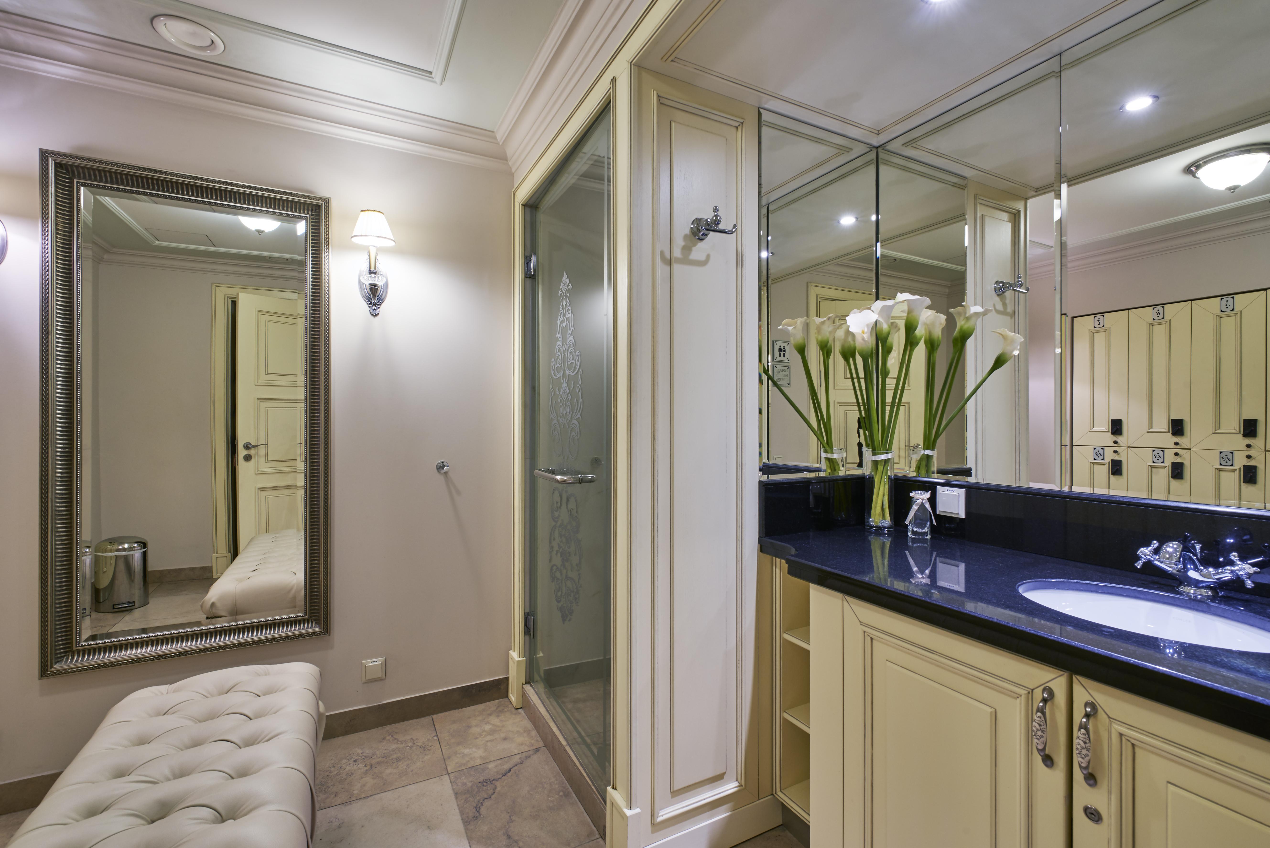 Opera Hotell