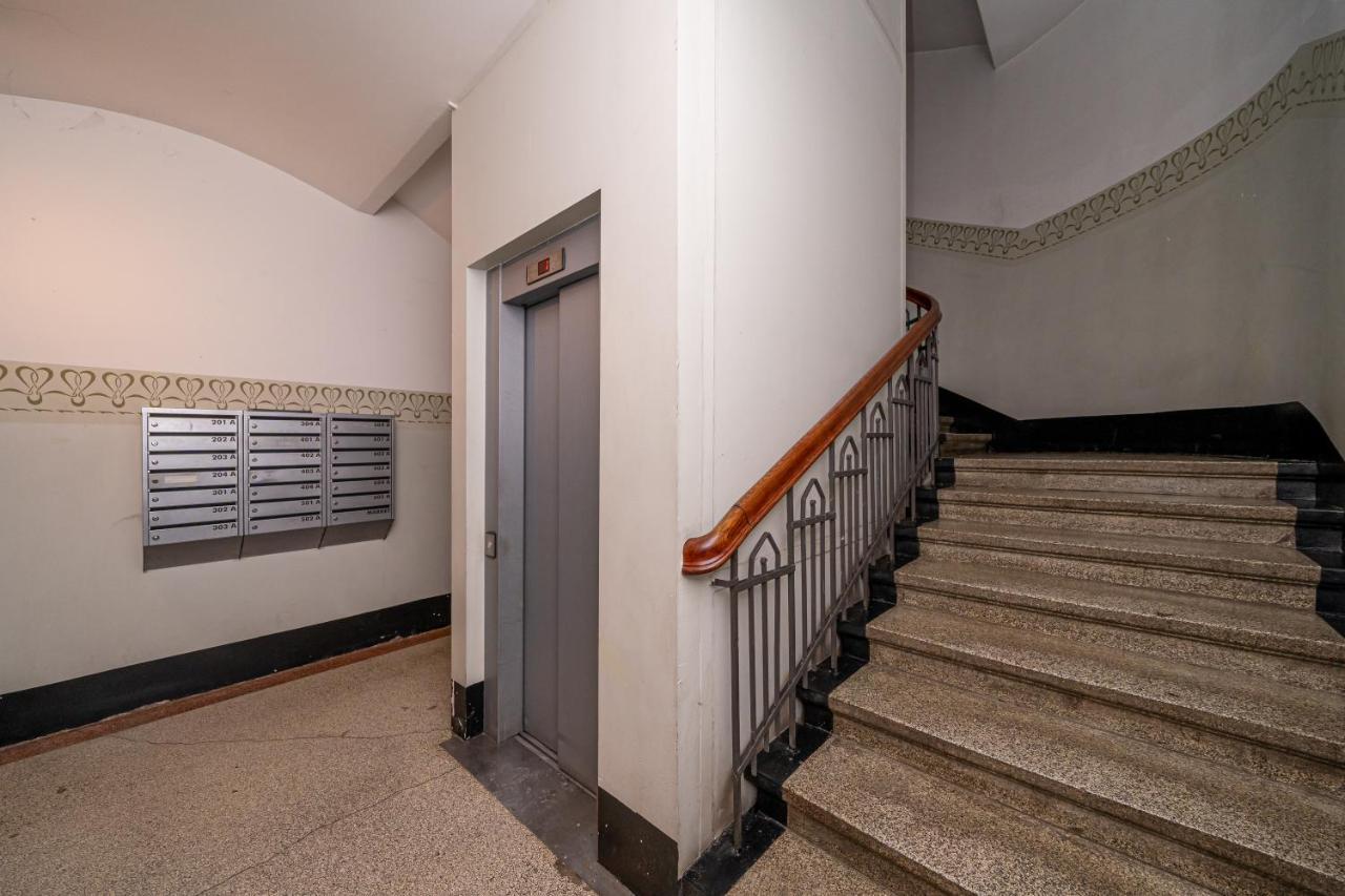 Pulkveza Brieza 7 Street Two Bedroom Apartment Riga