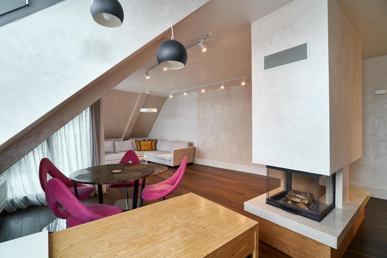 Apartment Emi