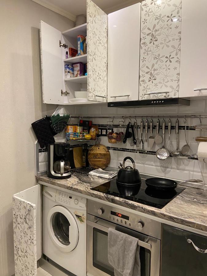 Frendly Flat Free Wifi & Parking Kitchen Equipment Cosy Riika