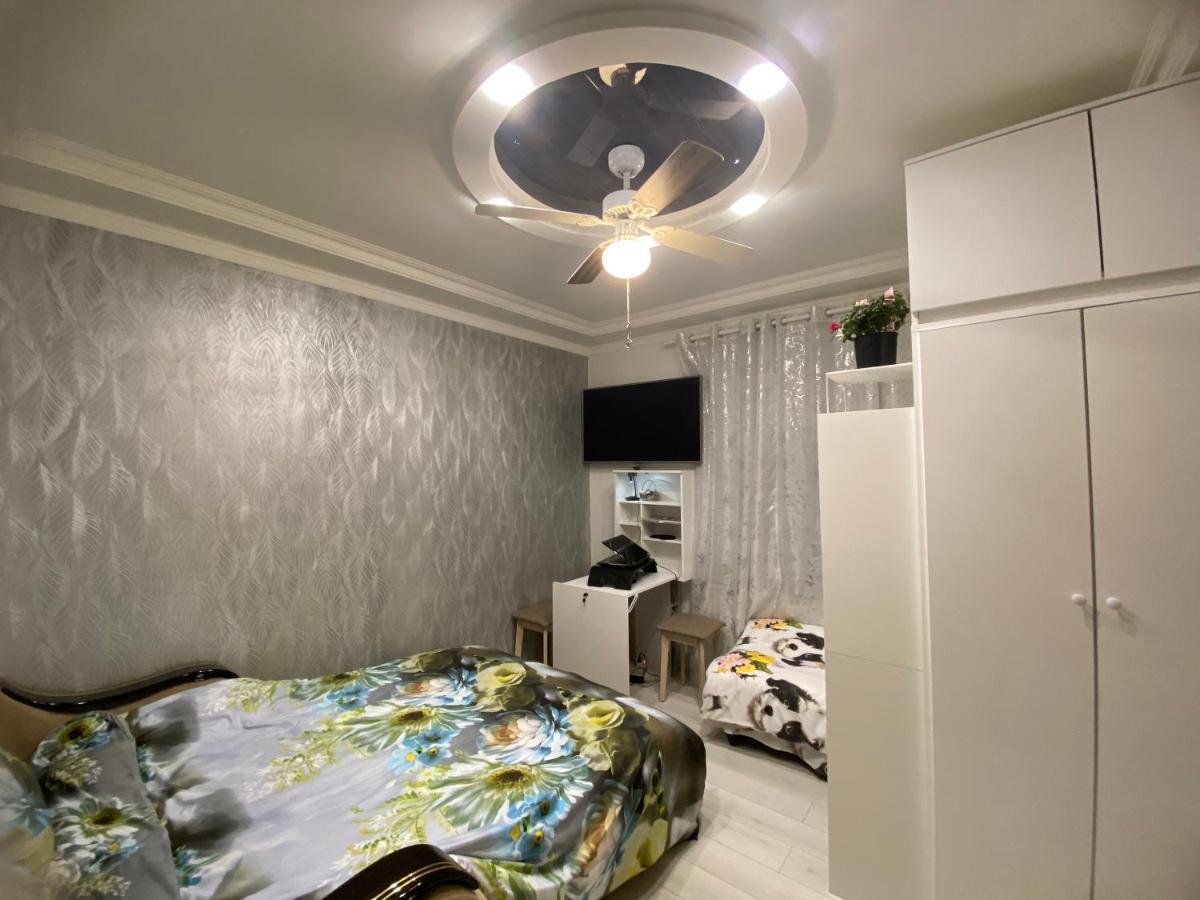 Huoneisto Frendly Flat Free Wifi & Parking Kitchen Equipment Cosy *