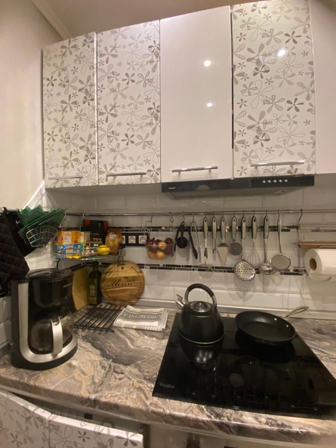 Frendly Flat Free Wifi & Parking Kitchen Equipment Cosy Huoneisto *