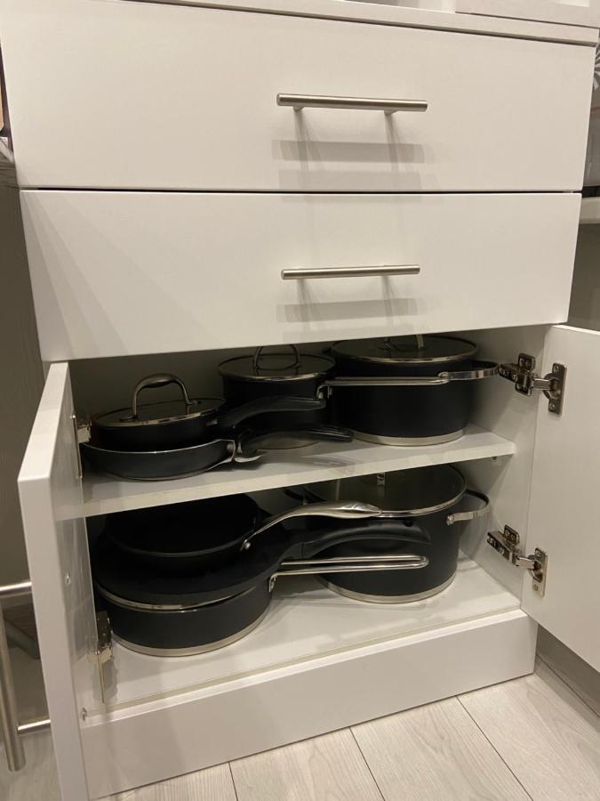 Frendly Flat Free Wifi & Parking Kitchen Equipment Cosy Huoneisto