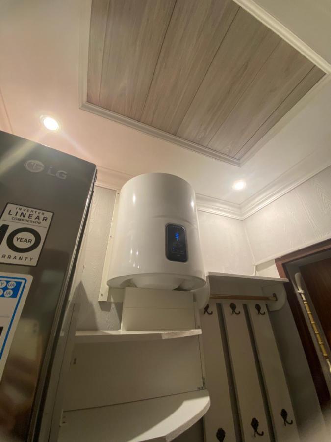 Frendly Flat Free Wifi & Parking Kitchen Equipment Cosy Huoneisto Riika