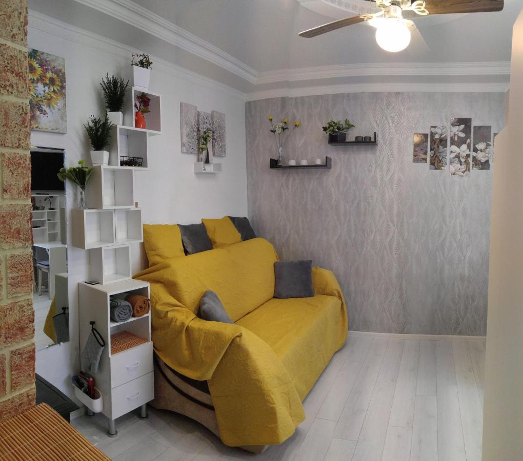 Frendly Flat Free Wifi & Parking Kitchen Equipment Cosy Riika