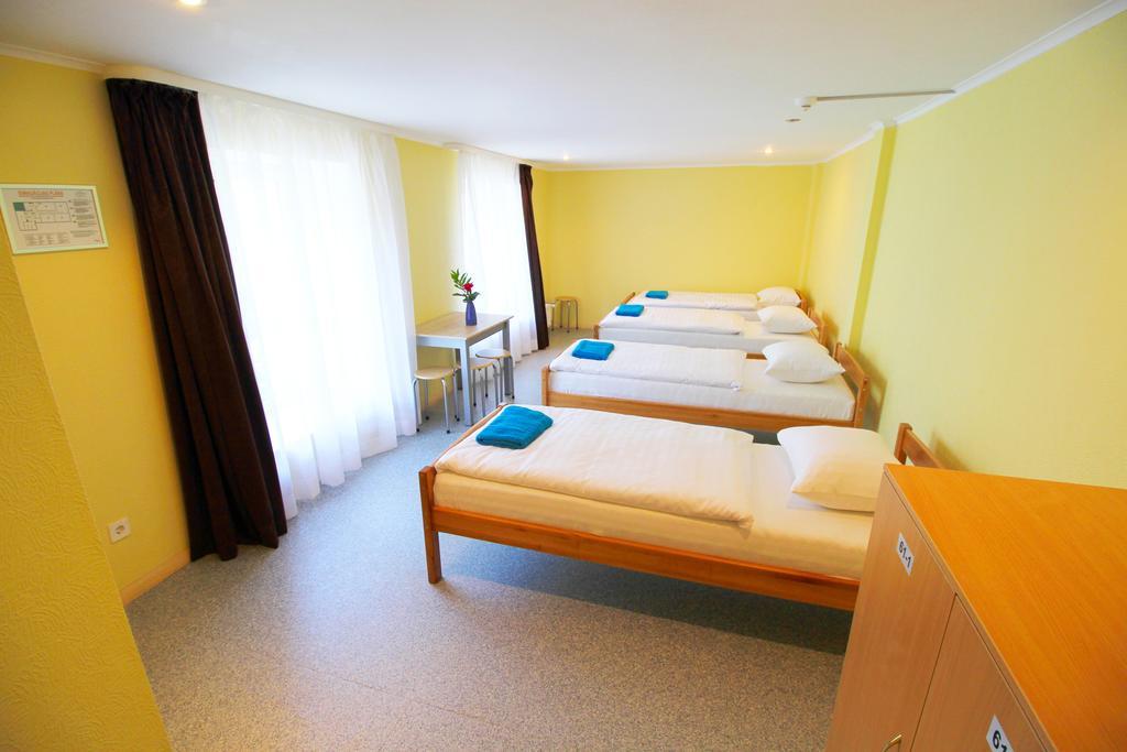 Amigo Hostel *