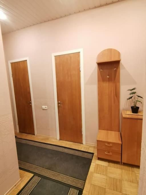 Cozy, Spacious Gertruda Self Chek In 20 Min To Old With Car 5 Min Korter *
