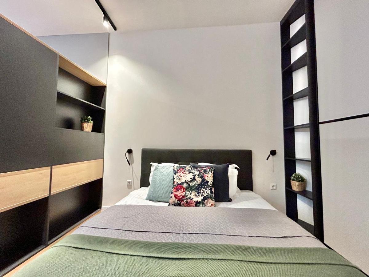 Harmony- Brand New & Cozy Very Center Of Apartment