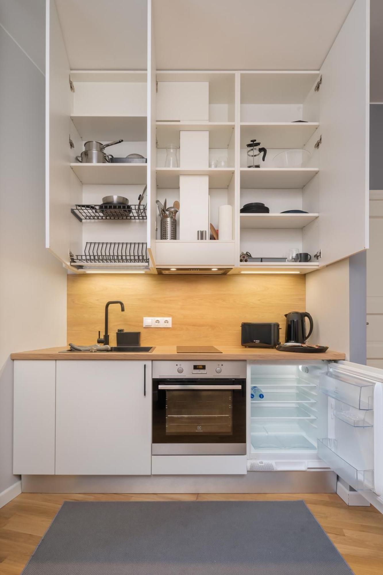 Apartamento New! Quiet With Elevator, 9 Min Walk To Old Town *