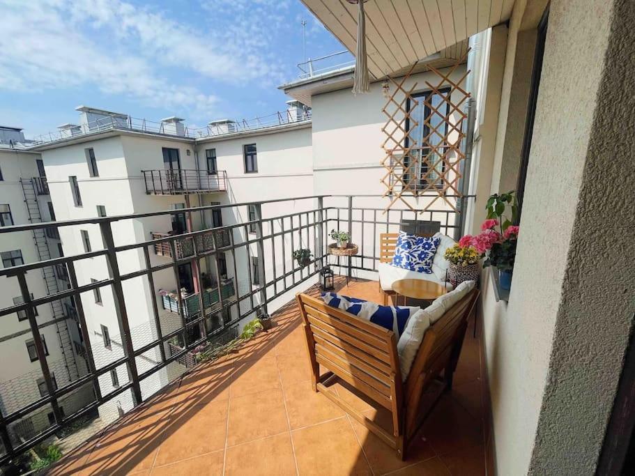 Butas Spacious With Balcony Riga