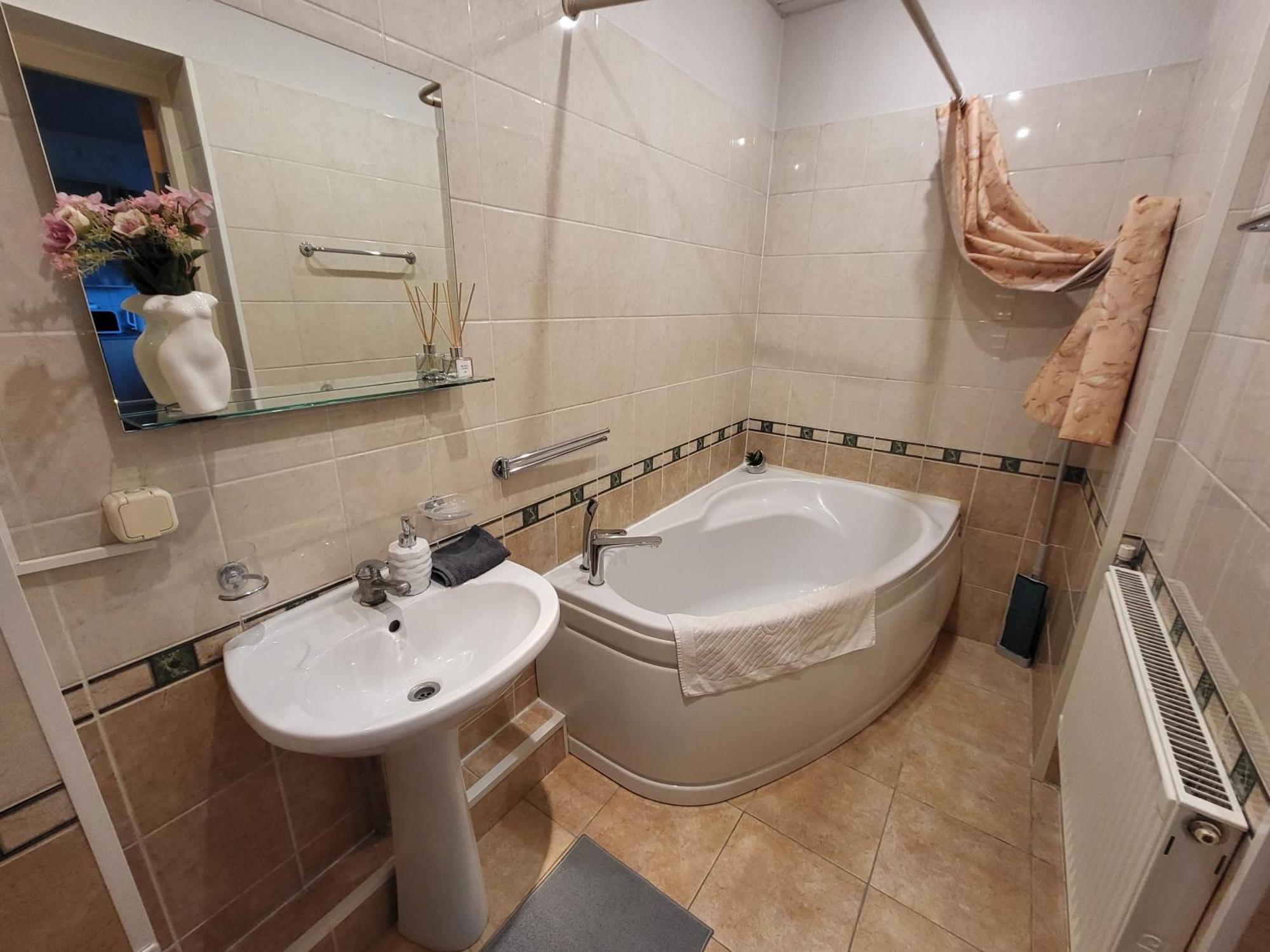 Cozy, Spacious Gertruda Self Chek In 20 Min To Old With Car 5 Min Korter Riga