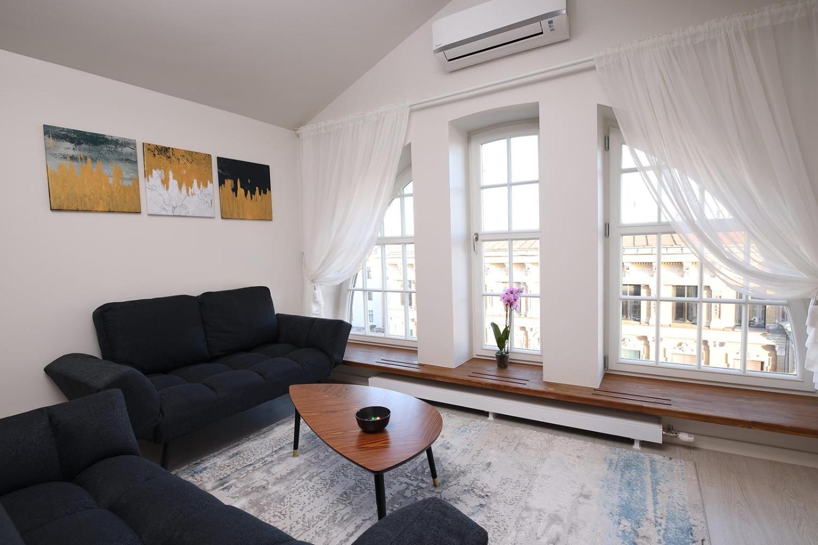 Apartment Bright Attic Flat In The Centre *