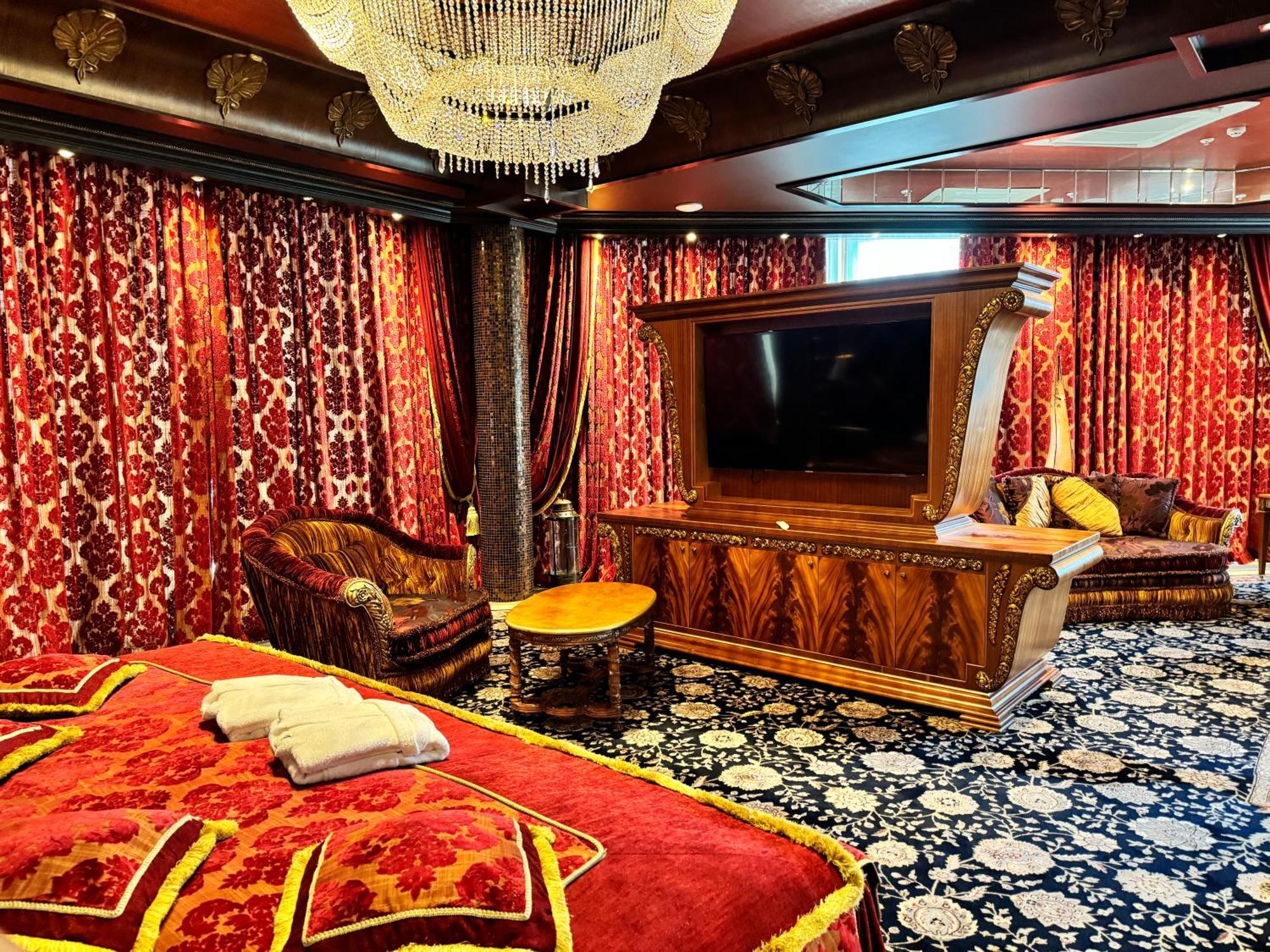 Hotel Royal & 5*