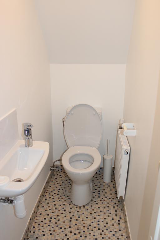 Butas Three-bedroom On Peldu 19 *