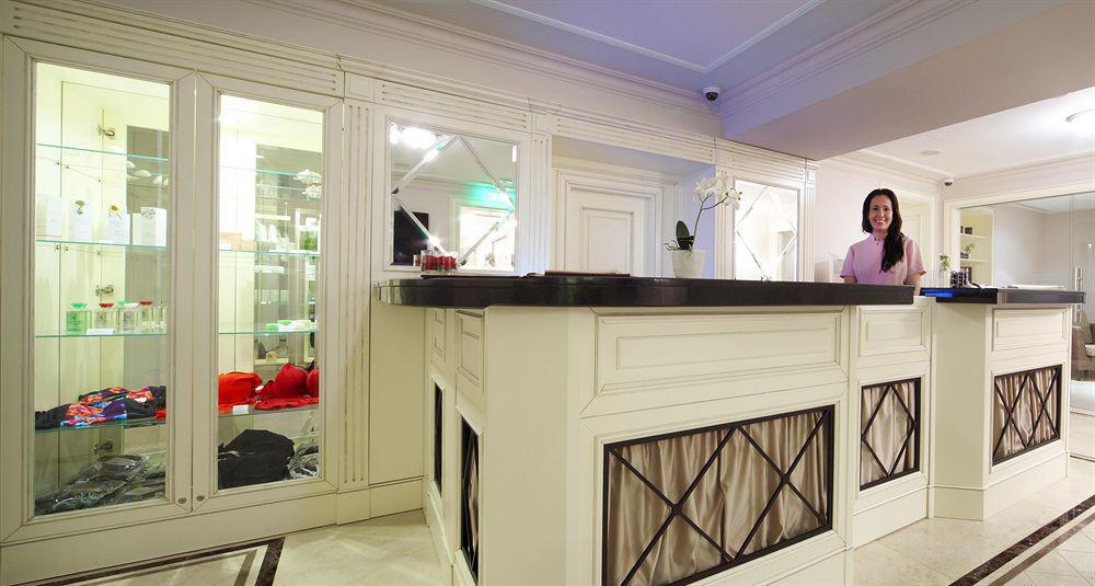 Opera Hotell