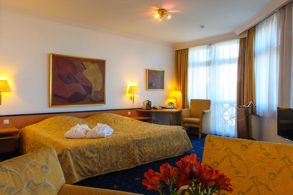 Roma 4* Riga