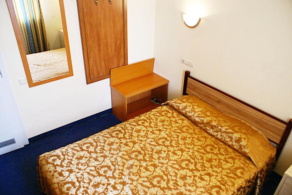 Irina Hotel Riga
