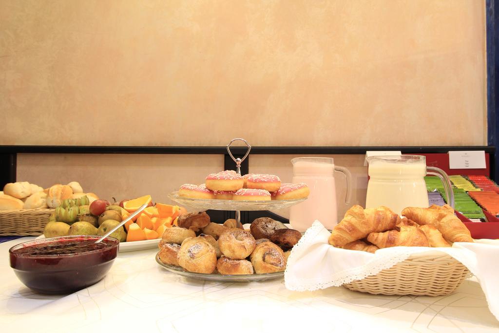 Hotel Irina