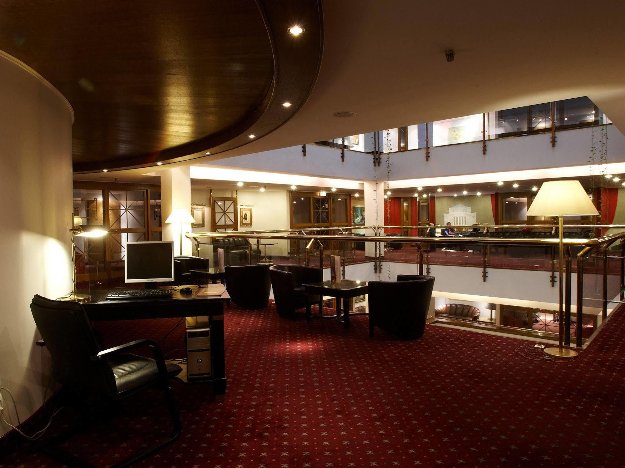 Hotel Roma 4*