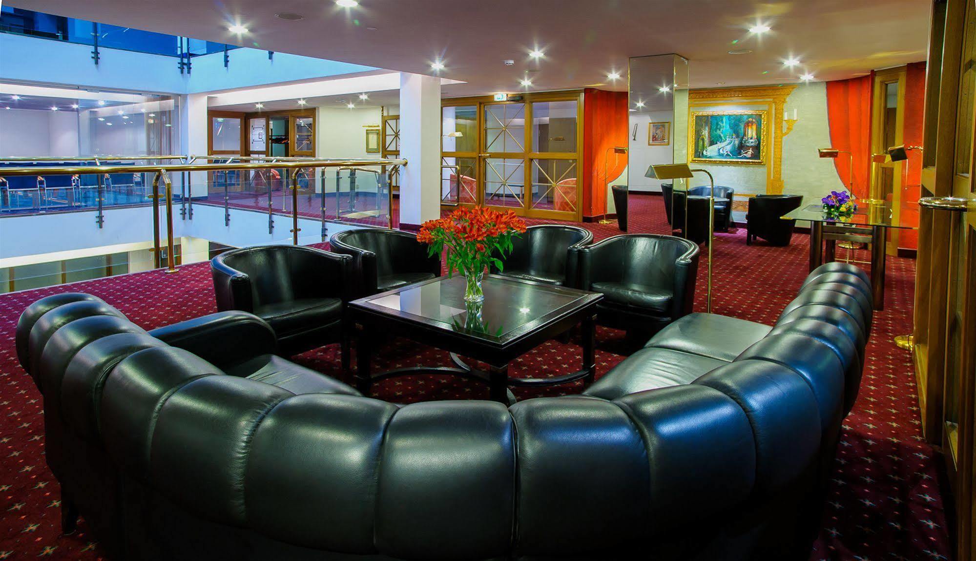 Roma 4* Riga