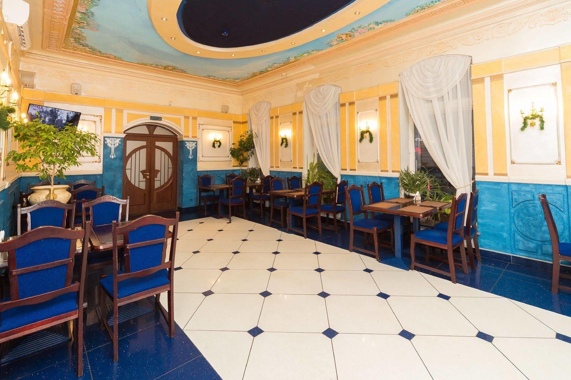 Hotel Irina