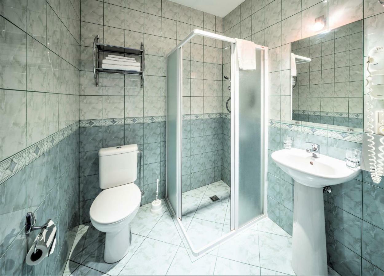 Irina Hotel