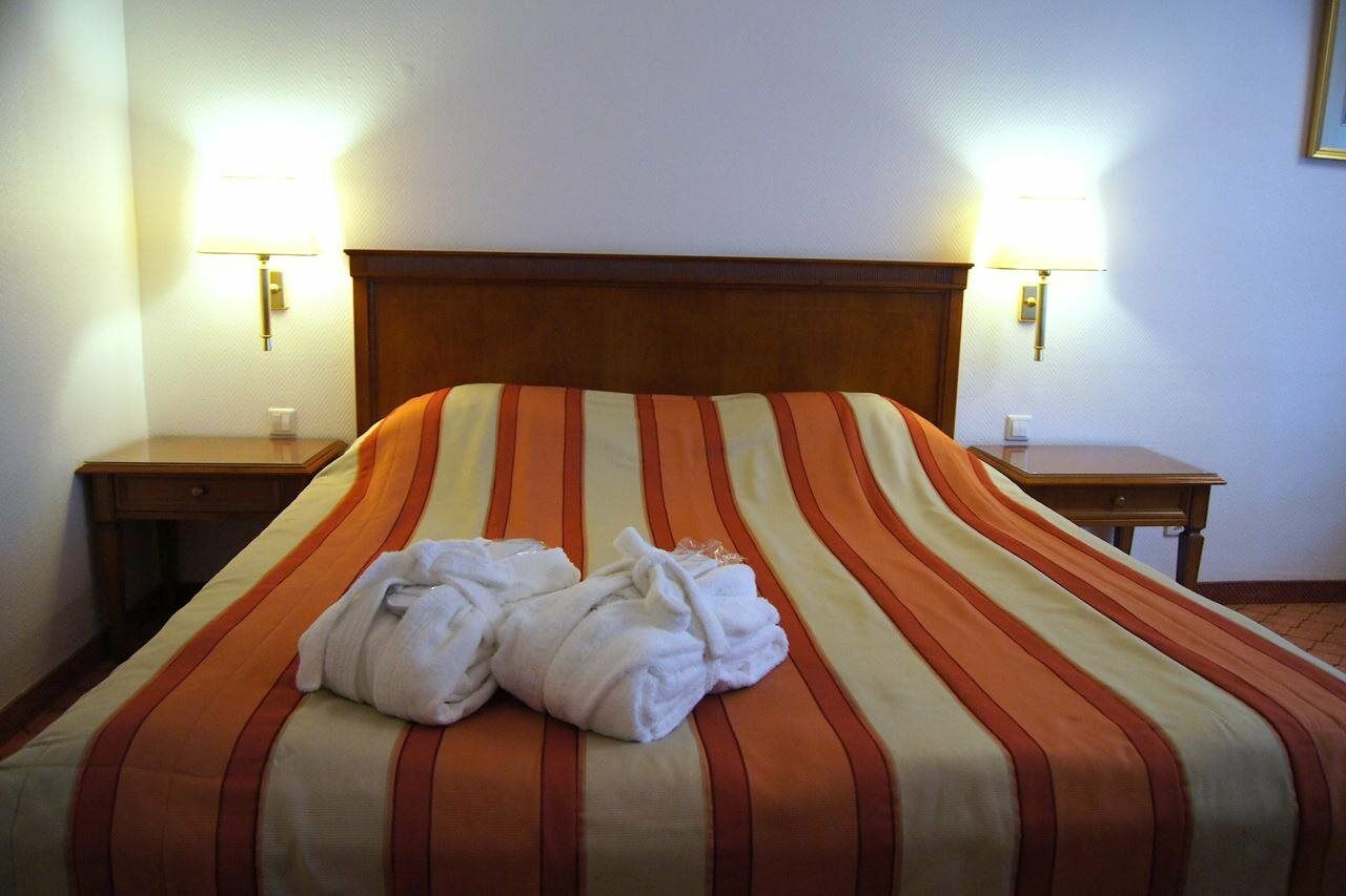 Roma Hotel 4*