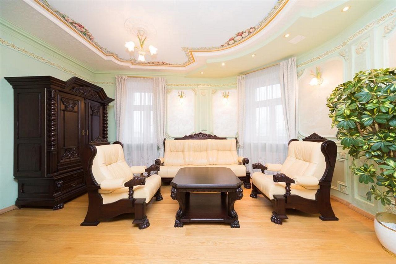 Hotel Irina 3*
