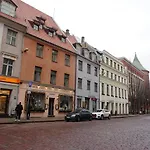 Dream Apartment Near The Old Tower