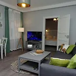 Dream Apartment Near The Old Tower