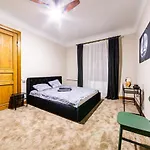 Gourmet Storie\'S Ap 68Sqm Renovated Free Parking