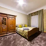 Ancient Storie\'S Ap 65Sqm Renovated Free Parking